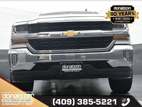 Used 2018 Chevrolet Silverado 1500 LT w/ Texas Edition AWD/4WD image 15