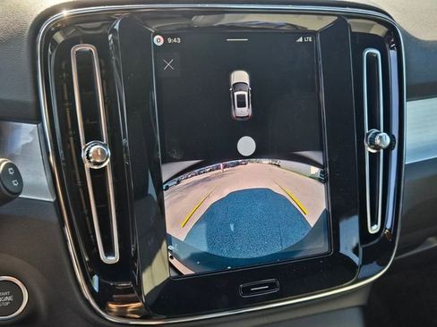 New 2026 Volvo XC40 B5 Core AWD/4WD image 22