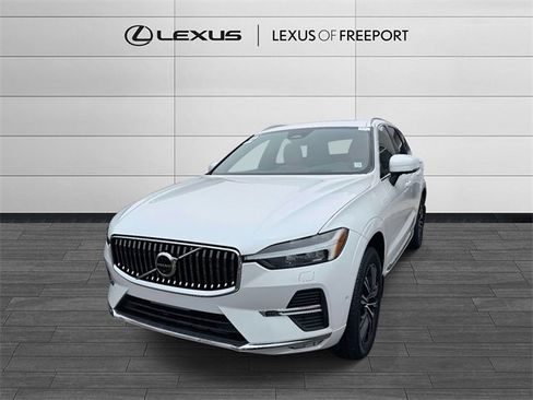 Used 2022 Volvo XC60 B5 Inscription w/ Advanced Package image 3