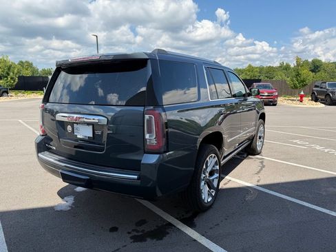 Used 2019 GMC Yukon Denali w/ Denali Ultimate Package AWD/4WD image 7