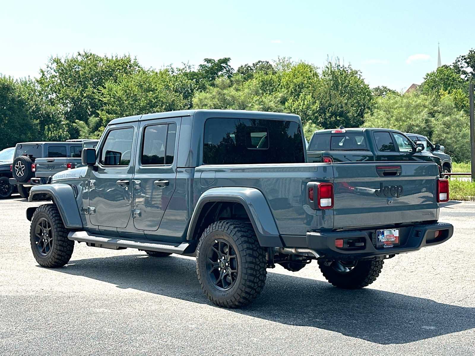 New 2026 Jeep Gladiator Sport AWD/4WD image 13