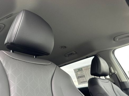 New 2026 Kia Carnival LXS image 18