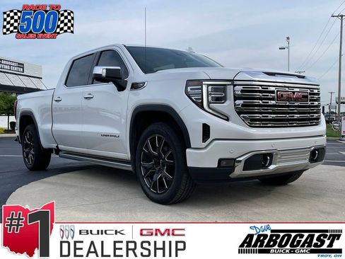 Used 2022 GMC Sierra 1500 Denali AWD/4WD image 1