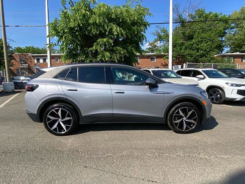 Used 2023 Volkswagen ID.4 Pro S image 2