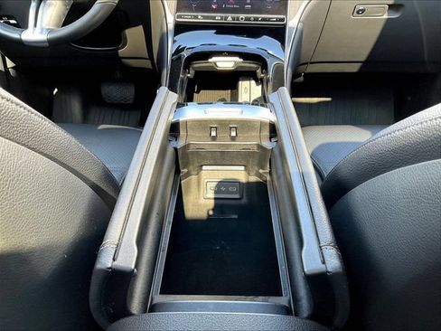 Certified 2023 Mercedes-Benz GLC 300 4MATIC image 18