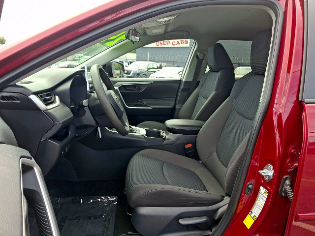 Certified 2024 Toyota RAV4 LE AWD/4WD image 9