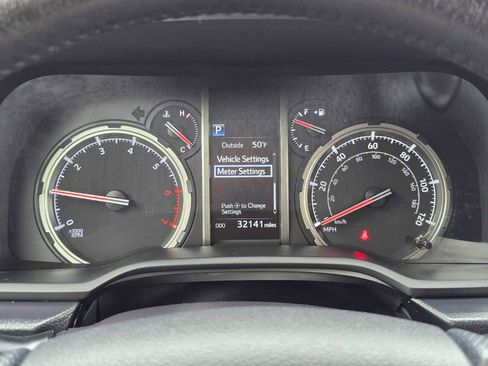 Certified 2023 Toyota 4Runner TRD Off-Road Premium AWD/4WD image 23
