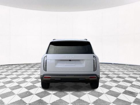New 2027 Kia Telluride S image 6