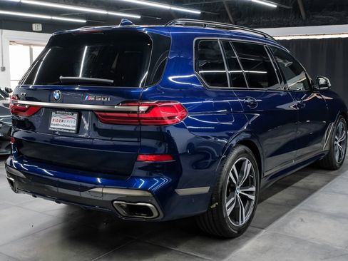 Used 2022 BMW X7 M50i w/ Executive Package image 9