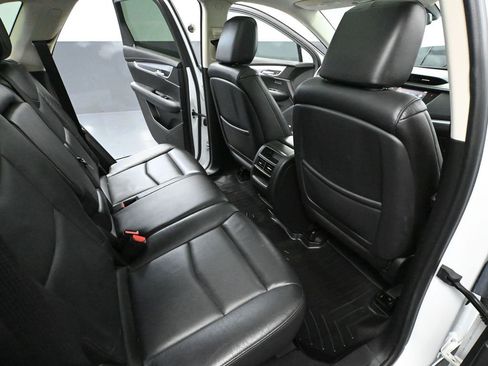 Used 2017 Cadillac XT5 Luxury image 48