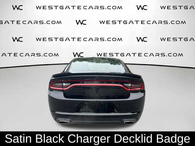 Used 2022 Dodge Charger SXT w/ Blacktop Package RWD image 10