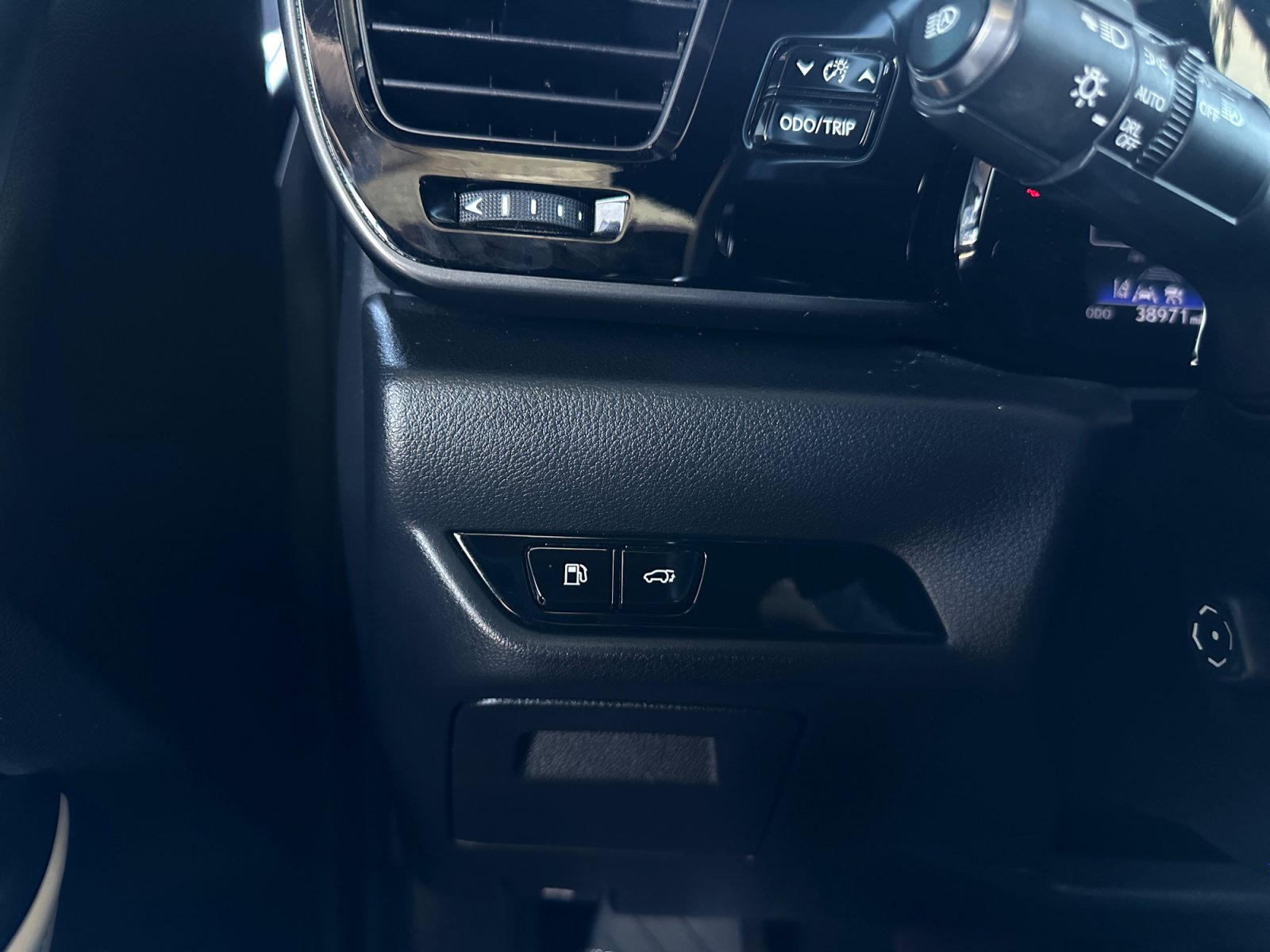 Used 2023 Lexus NX 350 AWD w/ Accessory Package (P3) image 18