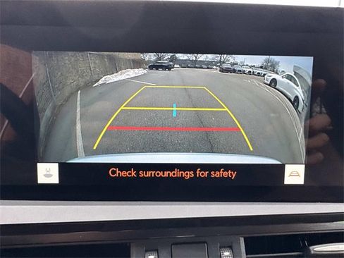 Certified 2024 Lexus ES 350 w/ Premium Package image 23