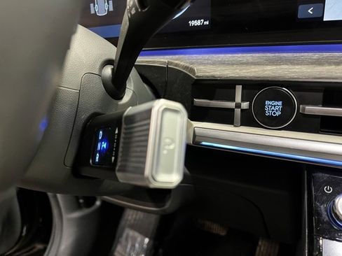 Used 2024 Hyundai Santa Fe Calligraphy image 20