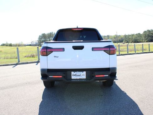 Used 2022 Hyundai Santa Cruz SEL Premium image 19