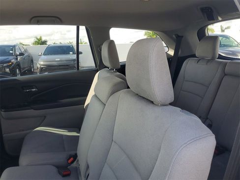 Used 2019 Honda Pilot EX image 12