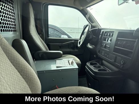 Used 2023 Chevrolet Express 2500 Work Van w/ Driver Convenience Package image 2