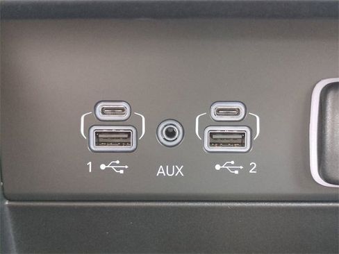 New 2025 Jeep Grand Cherokee Limited w/ Trailer Tow Package image 22