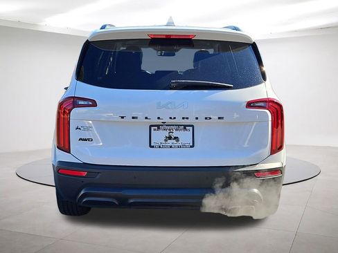 Used 2022 Kia Telluride SX w/ SX Prestige Package image 6