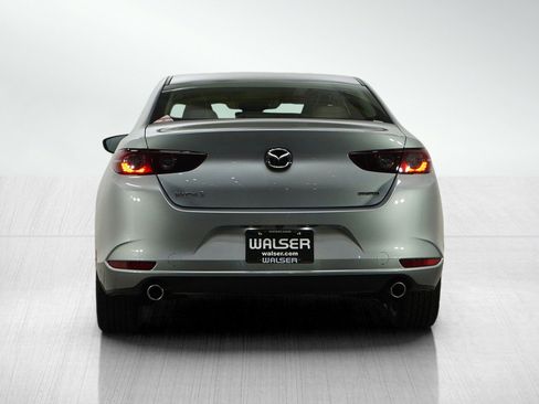 Used 2019 MAZDA MAZDA3 Sedan w/ Select Package image 4