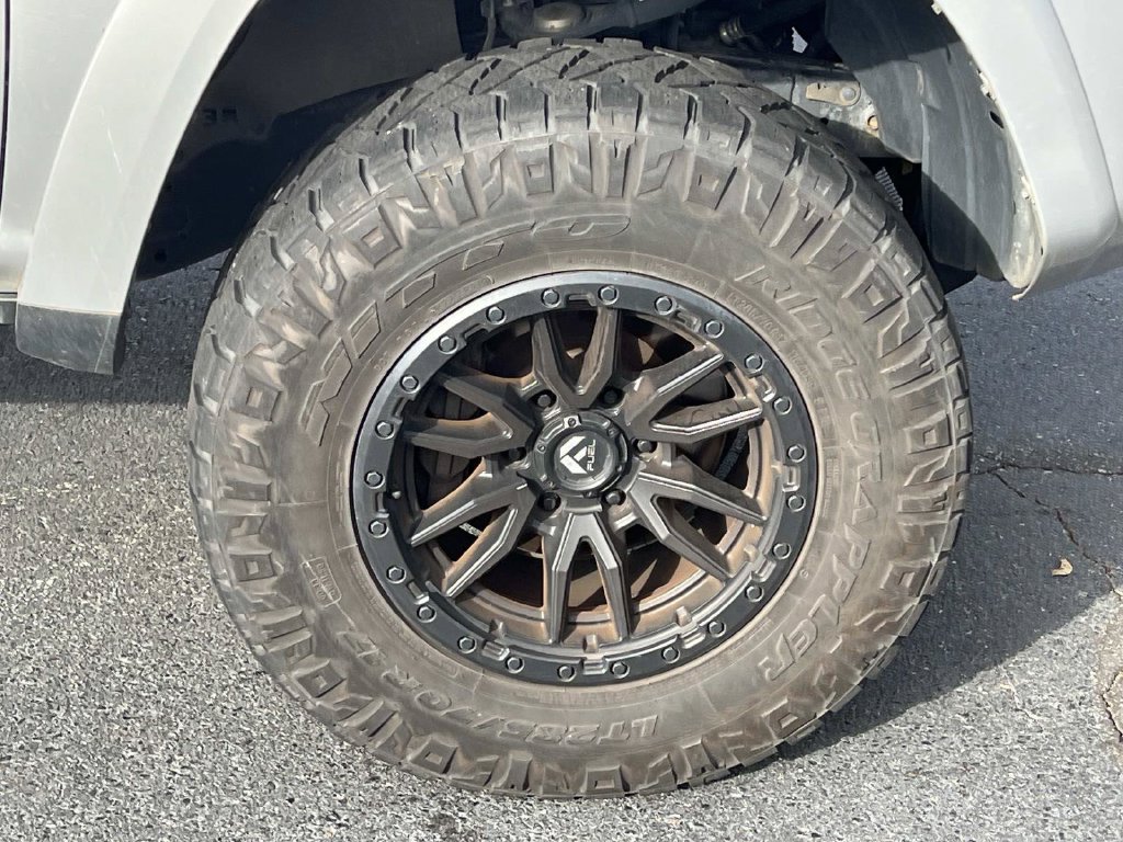Used 2018 Toyota 4Runner TRD Off-Road Premium AWD/4WD image 10