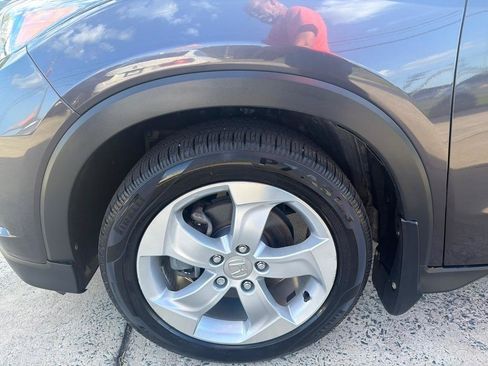 Used 2016 Honda HR-V EX image 37