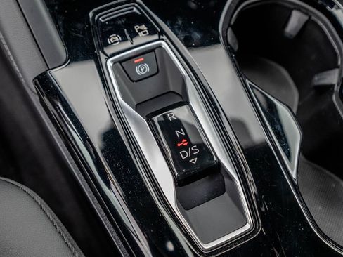 Used 2025 Audi Q5 Premium w/ Convenience Package image 24