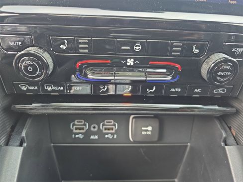 New 2025 Jeep Grand Cherokee Limited image 21