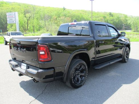 Certified 2025 RAM 1500 Big Horn AWD/4WD image 5