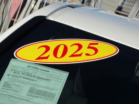 Used 2025 Toyota Tacoma SR5 image 6