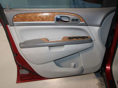 Used 2012 Buick Enclave Leather image 5