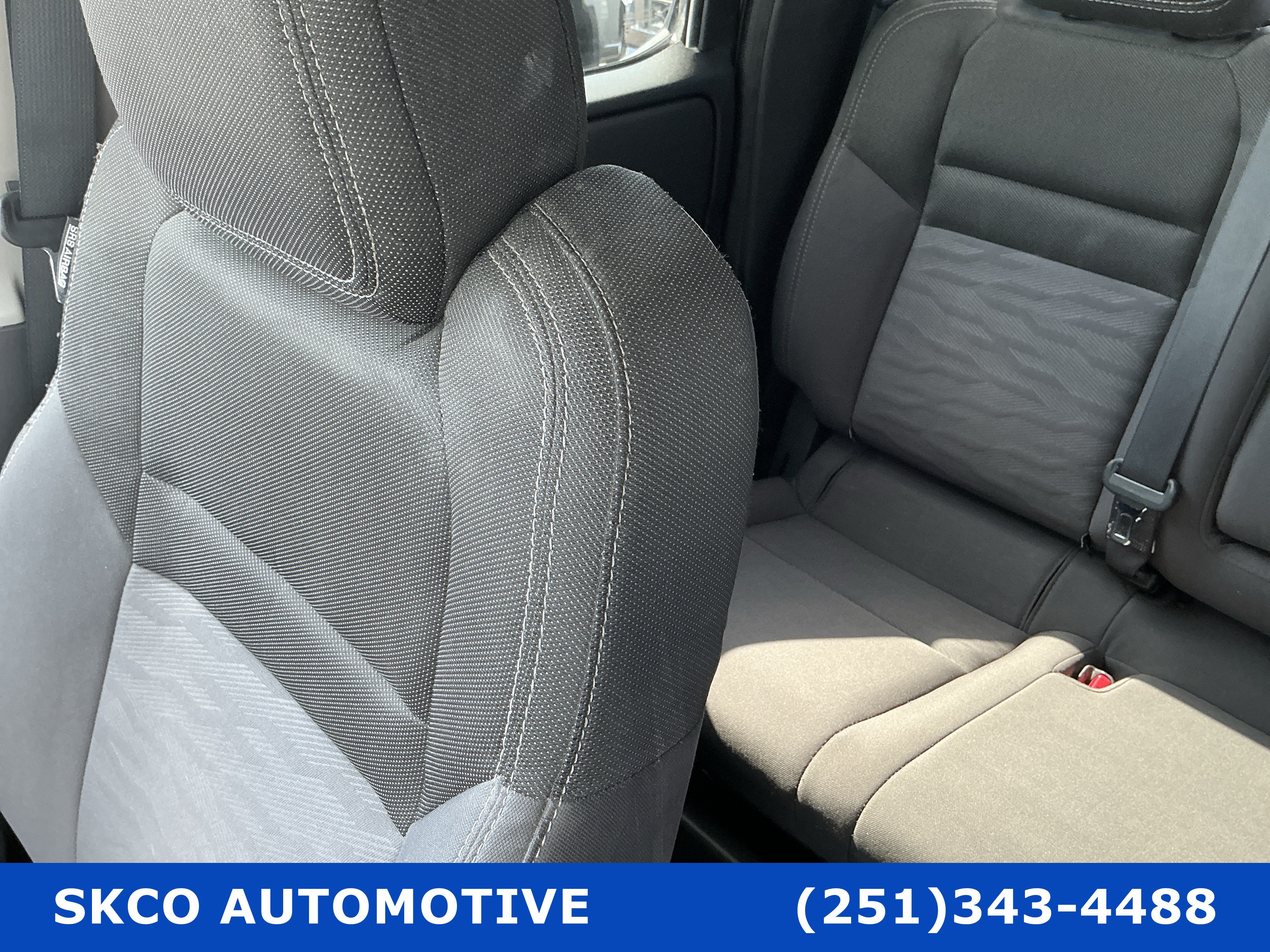 Used 2022 Nissan Frontier SV AWD/4WD image 27