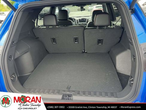 Certified 2024 Chevrolet Equinox RS FWD image 12