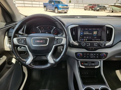 Used 2022 GMC Terrain SLT AWD/4WD image 12