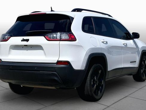 Used 2021 Jeep Cherokee Latitude Plus FWD image 12