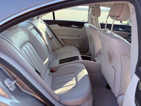 Used 2012 Mercedes-Benz CLS 550 CLS550 image 22