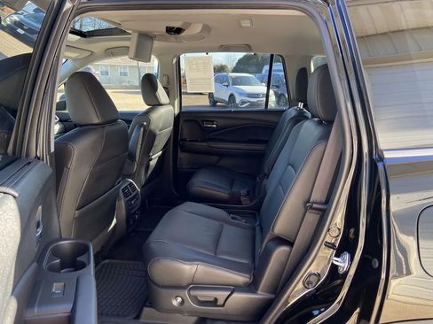 Used 2022 Honda Pilot Touring image 27