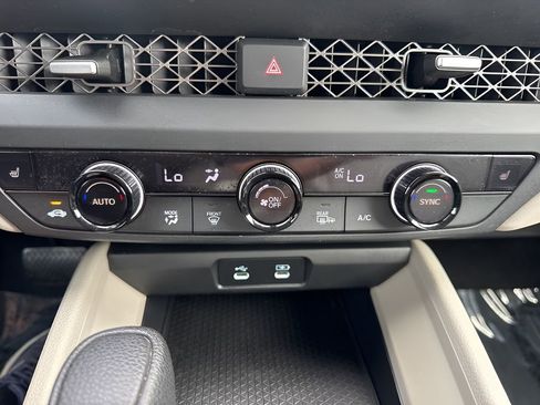 Used 2024 Honda Accord EX image 19