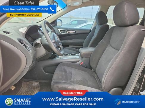 Used 2014 Nissan Pathfinder S image 9