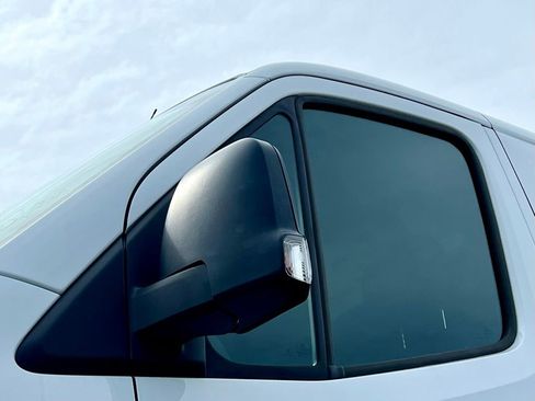 Used 2025 Mercedes-Benz Sprinter 2500 image 6