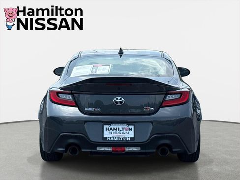 Used 2023 Toyota GR86 Premium w/ ALL Weather Mat Package (TMS) RWD image 3
