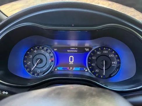 Used 2015 Chrysler 200 S w/ Navigation & Sound Group I FWD image 19