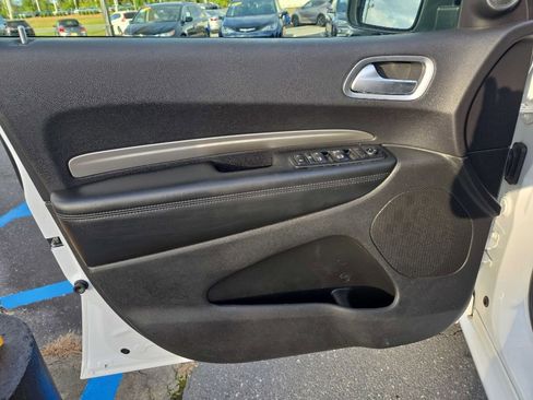 Used 2019 Dodge Durango SXT image 14