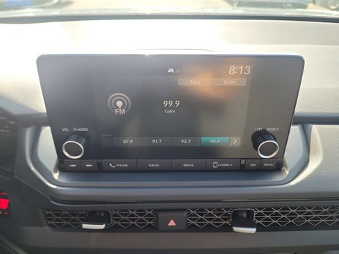 Used 2025 Honda Accord SE image 31