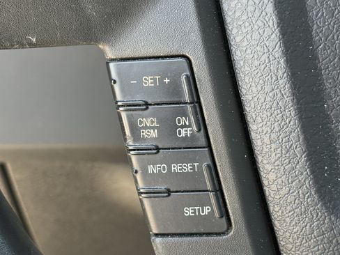 Used 2014 Ford F150 XLT RWD image 16
