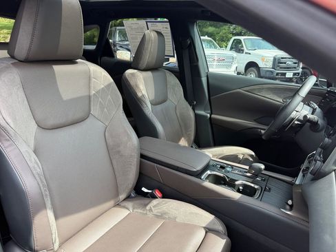 Used 2023 Lexus RX 350 w/ Accessory Package (2T) AWD/4WD image 18