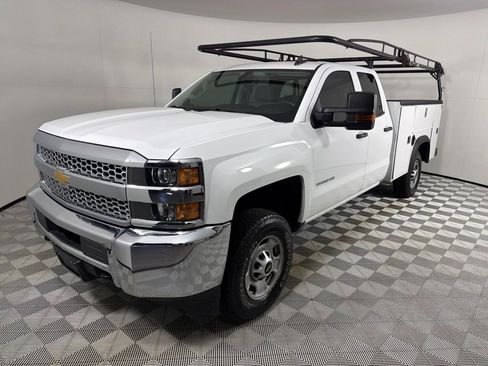 Used 2019 Chevrolet Silverado 2500 W/T w/ WT Convenience Package RWD image 9