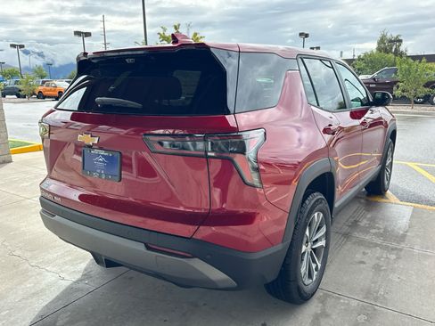 New 2026 Chevrolet Equinox LT w/ Convenience Package II image 4