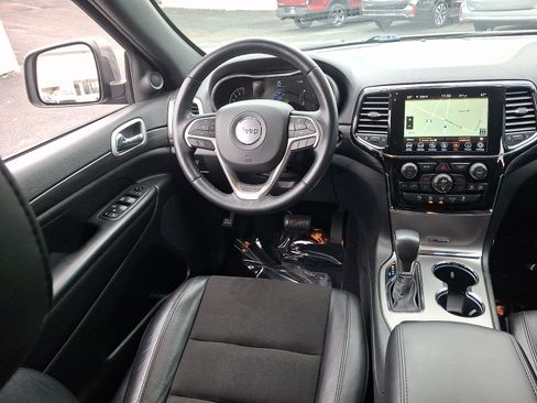 Used 2021 Jeep Grand Cherokee Laredo X AWD/4WD image 10