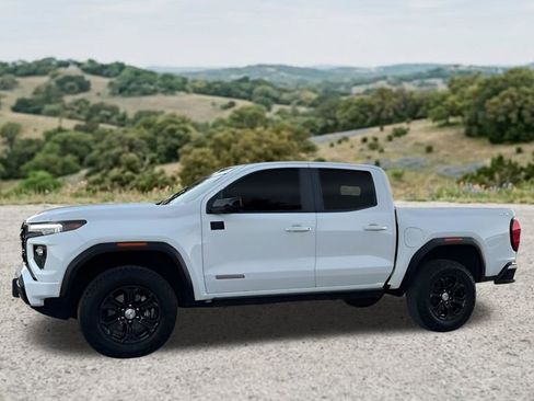 Certified 2023 GMC Canyon Elevation w/ Convenience Package AWD/4WD image 4